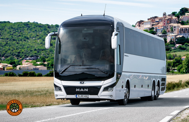 Mercedes Coach Tyre Fitting